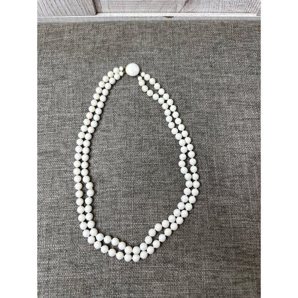 Jewelry - Vintage Japan White Beaded Double Strand Necklace w/ Round Clasp Womens Fashion